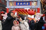 镜头里的中国年——年味浓 消费旺