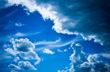 极氪001狂降3.7万，是馅饼还是陷阱？买车又该怎么选？